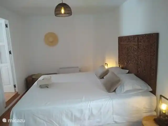 Casa 24 | Espagne, Andalousie, Cómpeta - maison de ville chambre principale avec dressing privé et salle de bain en suite