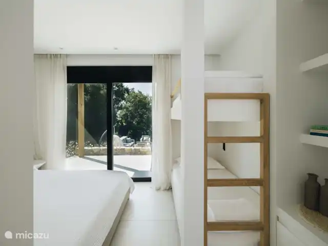 Villa No Worries en Grecia, Gracia Central, Paleros - villa dormitorio familiar