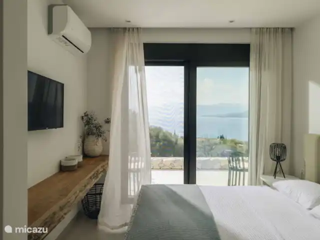 Villa No Worries en Grecia, Gracia Central, Paleros - villa Dormitorio de invitados con baño