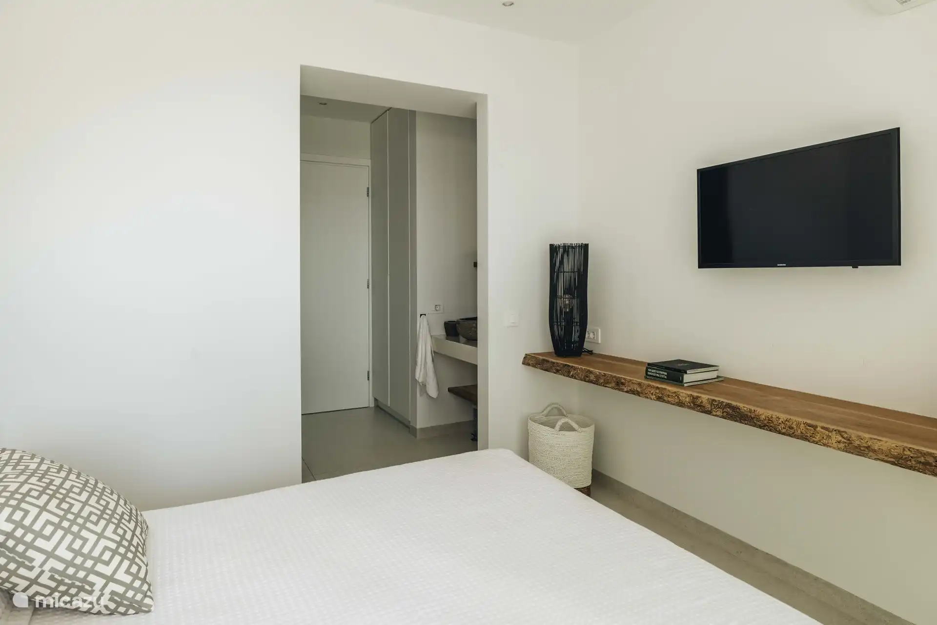 Gastenkamer met eigen badkamer