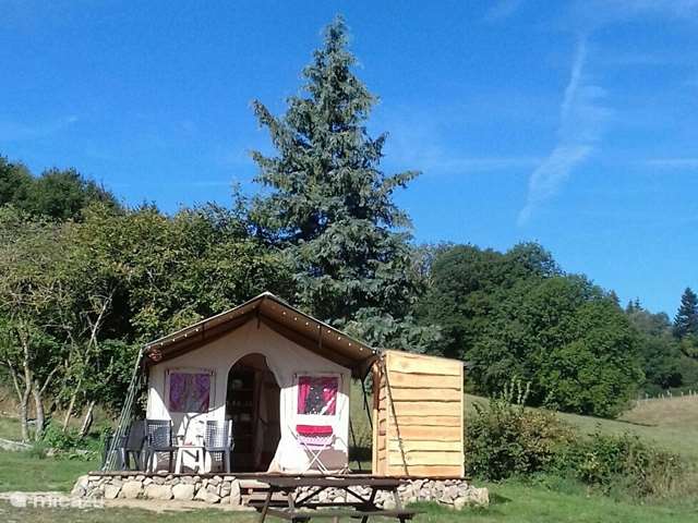 Holiday home in France, Puy-de-Dôme – glamping / safari tent / yurt Safari tent the Auvergne