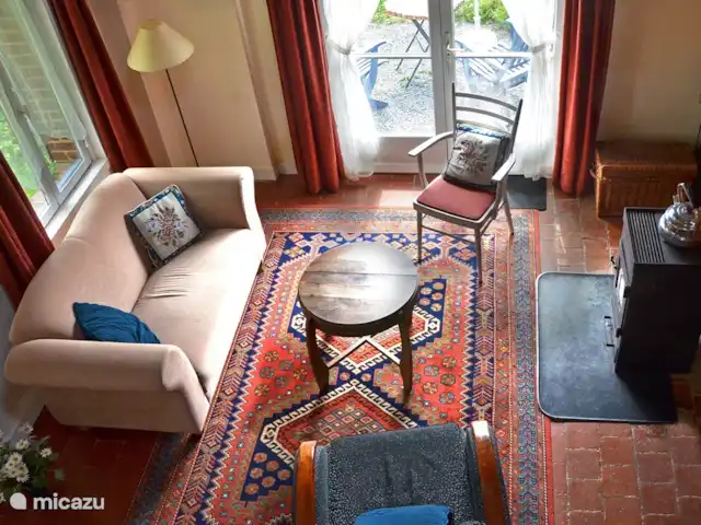 Casa de vacaciones Aubenton en Francia, Aisne, Aubenton - casa vacacional El salón fotografiado desde el loft.