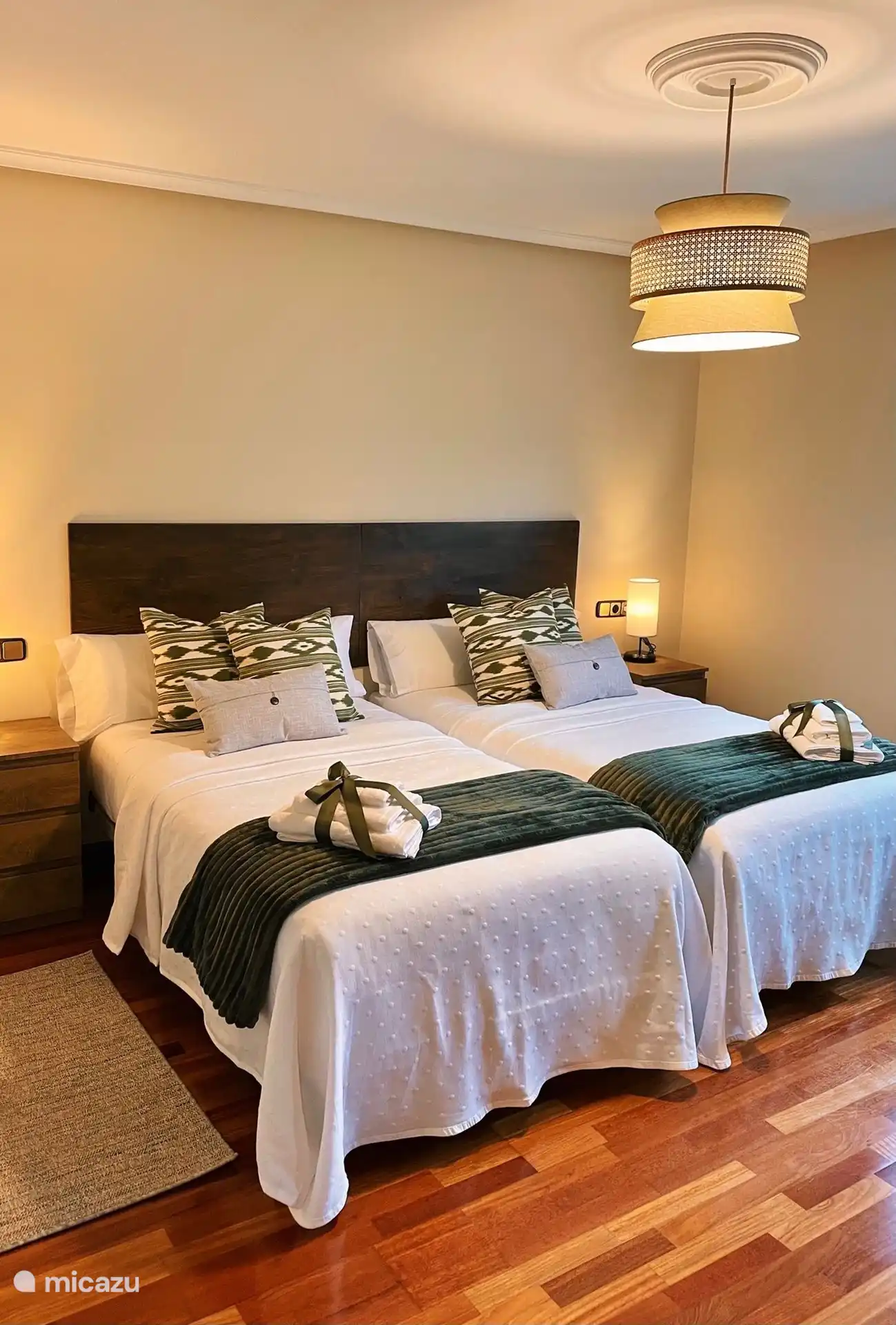 Chambre double avec 105 lits viscoélastiques