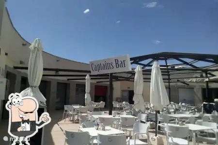 Centre commercial de Punta Prima.