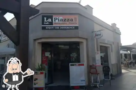 Centre commercial de Punta Prima.