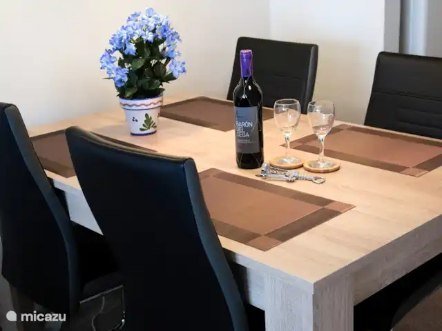 El Canario Azul Zeezicht Torrevieja huren in Spanje, Costa Blanca, Orihuela Costa - appartement Eettafel