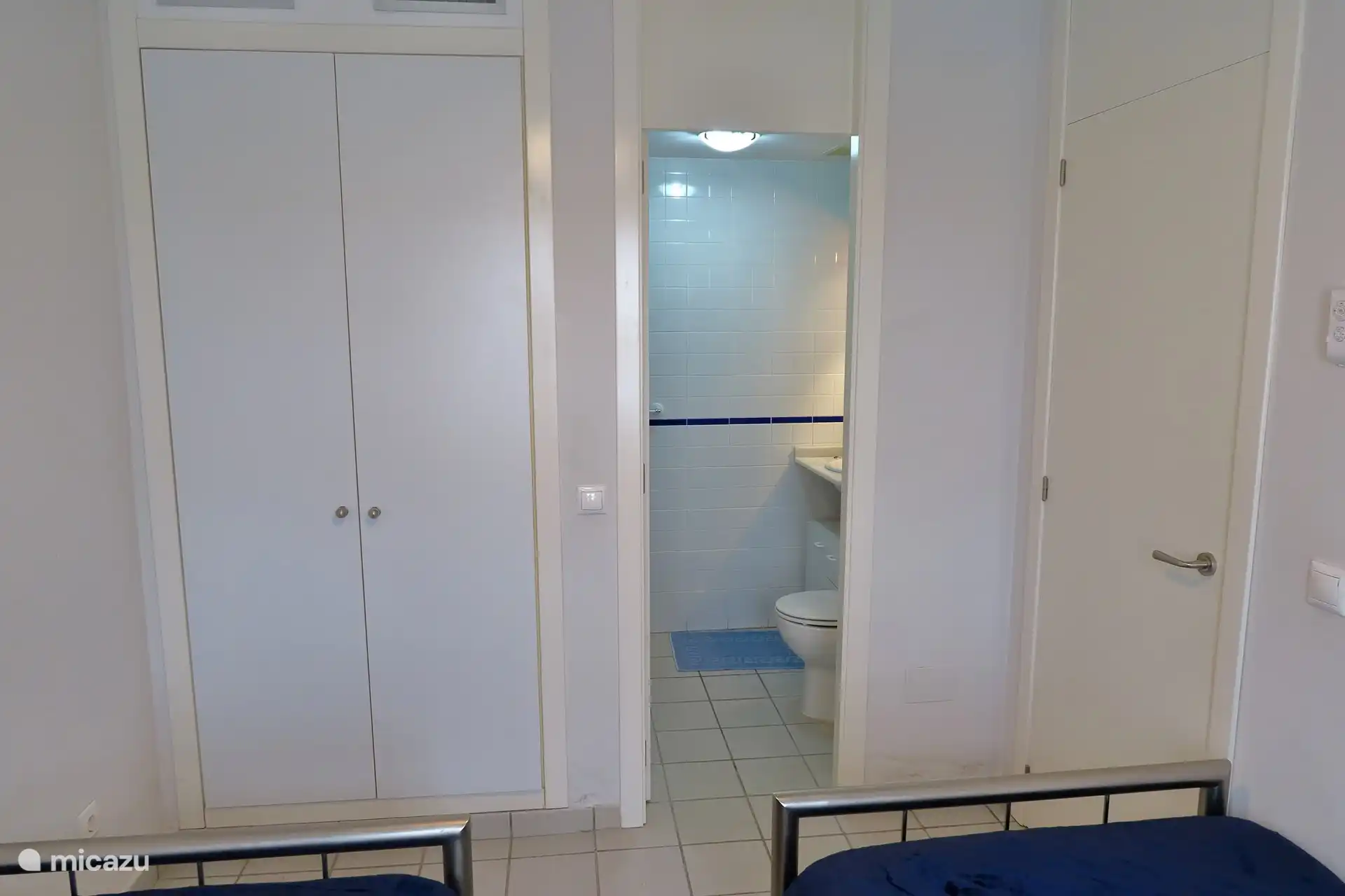 Vue de la salle de bain