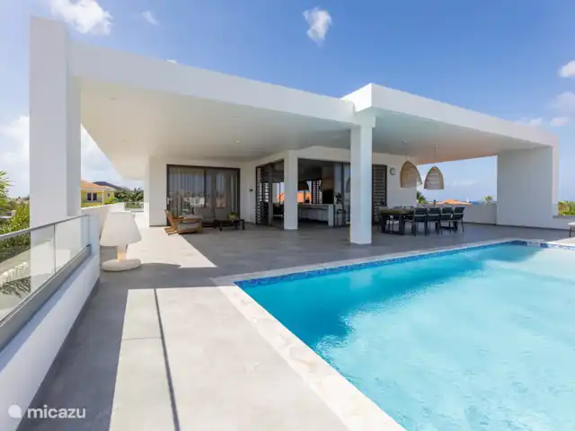 Villa Dirk  en Curazao, Banda Arriba (este), Vista Royal - villa vista trasera de la villa Dirk