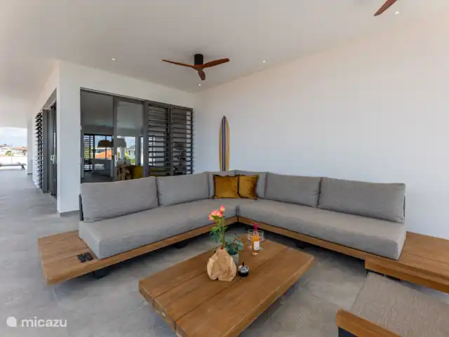 Villa Dirk  en Curazao, Banda Arriba (este), Vista Royal - villa Conjunto de salón de lujo para terraza con vista al mar.