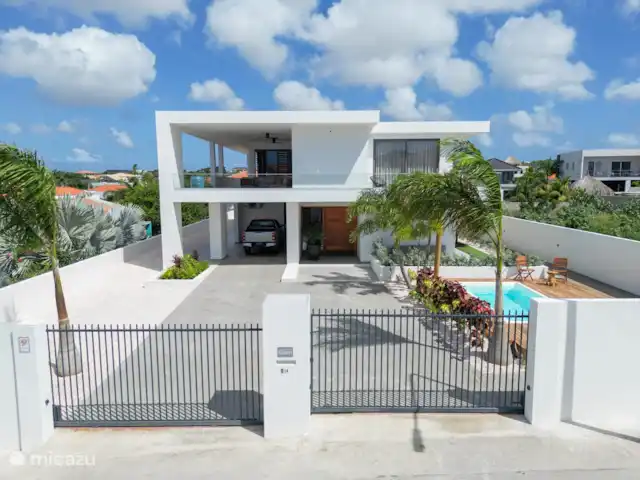 Villa Dirk  en Curazao, Banda Arriba (este), Vista Royal - villa amplio estacionamiento en el sitio
