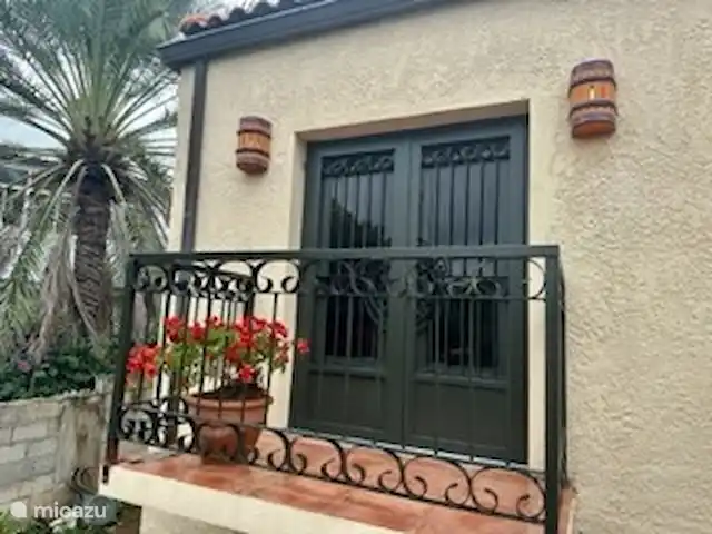 Location de Vacances Curaçao, Curaçao-Centre, Mahaai/Damacor, villa - Villa Casablanca Premier Étage Balcon