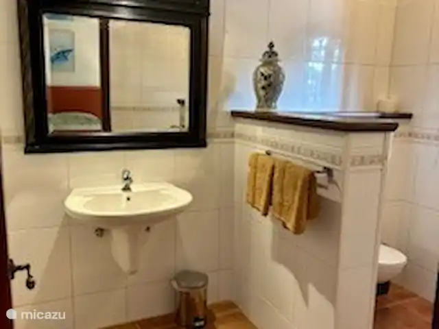 Location de Vacances Curaçao, Curaçao-Centre, Mahaai/Damacor, villa - Villa Casablanca Premier Étage Salle de bain principale