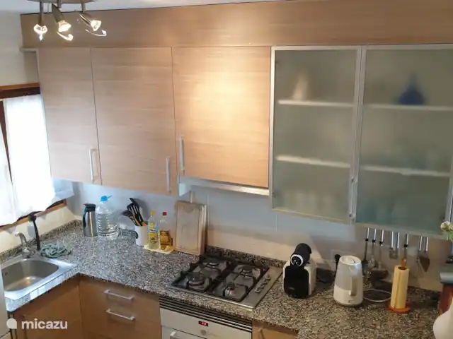 Casa Dénia en España, Costa Blanca, Dénia - casa paredada cocina bien equipada