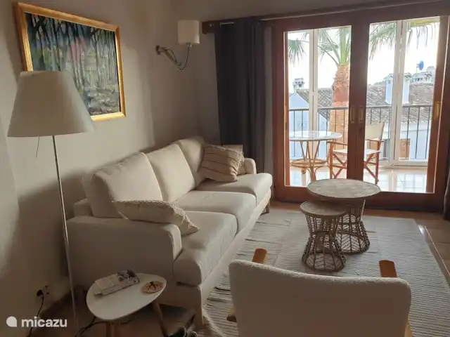 Casa Dénia en España, Costa Blanca, Dénia - casa paredada Mobiliario moderno y aire acondicionado.