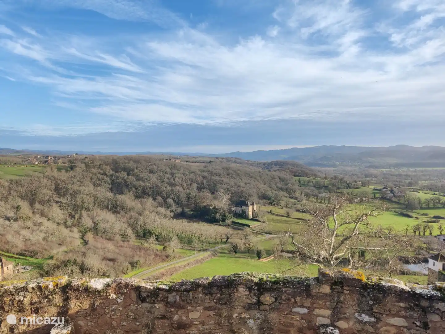 Manoir du Boscau gezien vanuit de toren van Chateau Castelnau