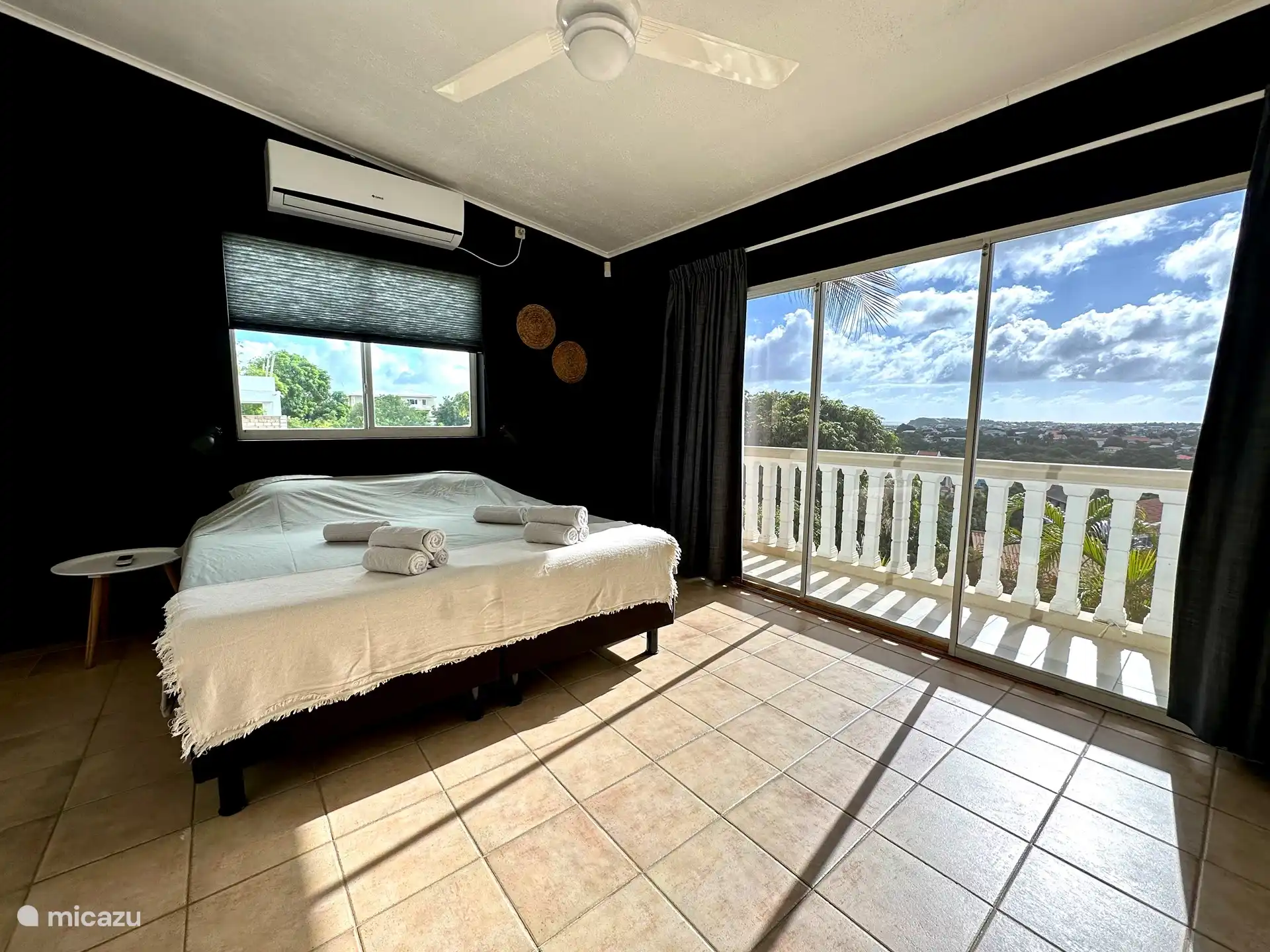 Das erste Schlafzimmer der Wohnung. 