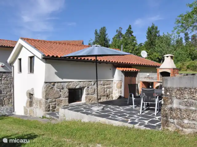 Casa Agave | Portugal, Coimbra, Oliveira do Hospital - maison de vacances patio/porche Agave
