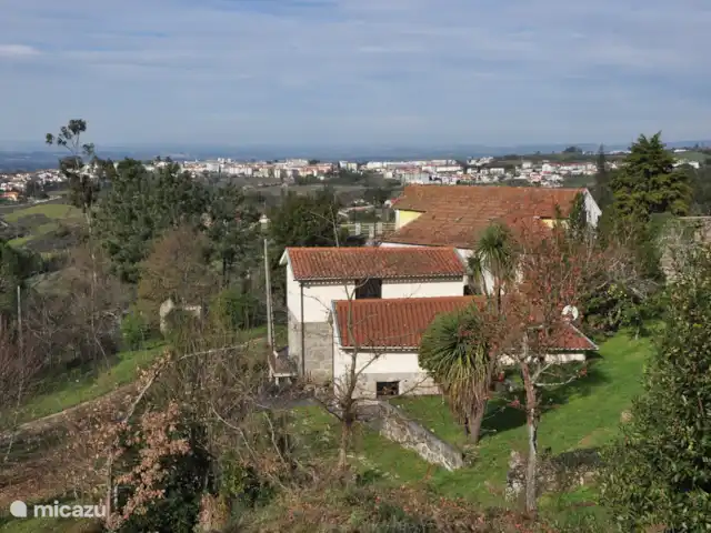 Casa Agave | Portugal, Coimbra, Oliveira do Hospital - maison de vacances Vue sur les maisons