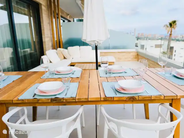 Casa Feliz Finestrat | Espagne, Costa Blanca, Finestrat - appartement Terrasse avec table à manger et coin salon