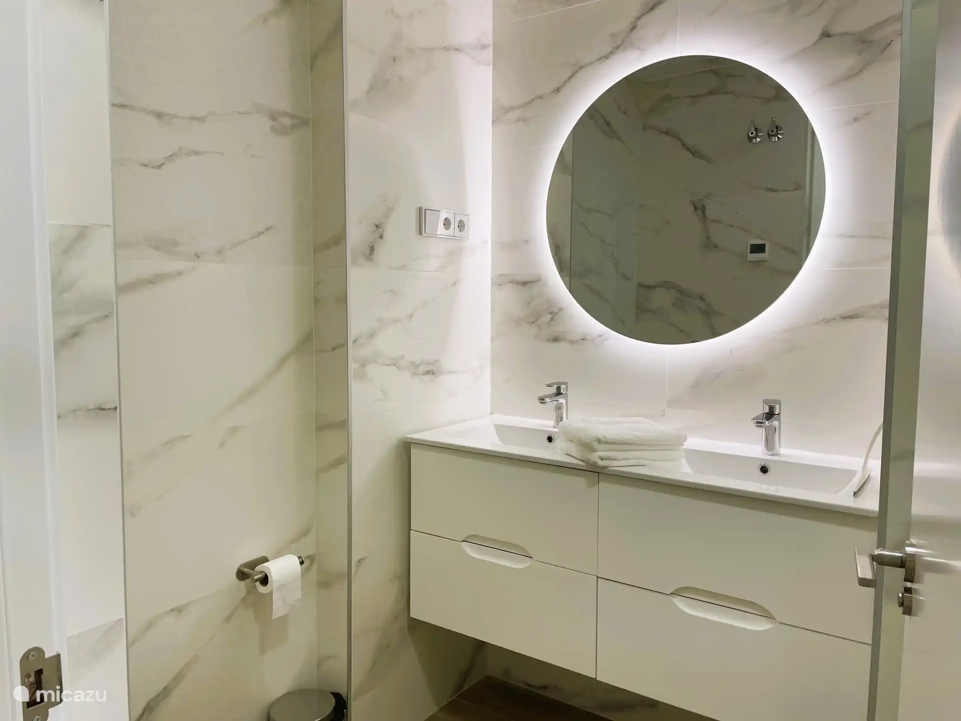 Badezimmer 2 im Obergeschoss