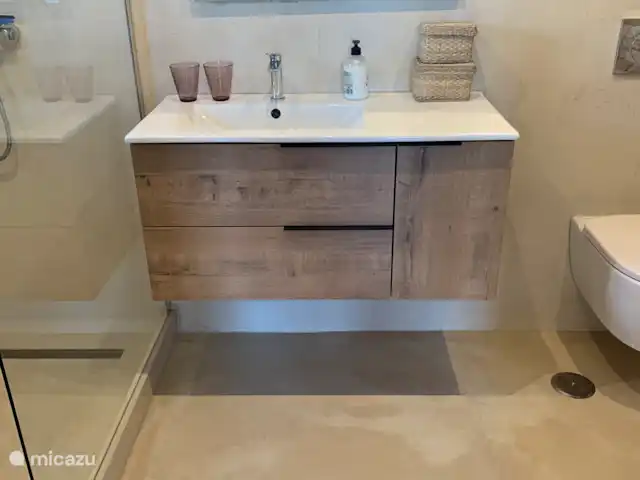 Zsa Zsa Zsu | Espagne, Costa del Sol, Sayalonga - maison de vacances Salle de bain attenante à la chambre principale