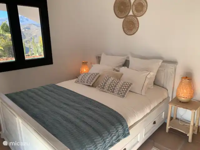 Zsa Zsa Zsu | Espagne, Costa del Sol, Sayalonga - maison de vacances Chambre principale avec vue sur la mer