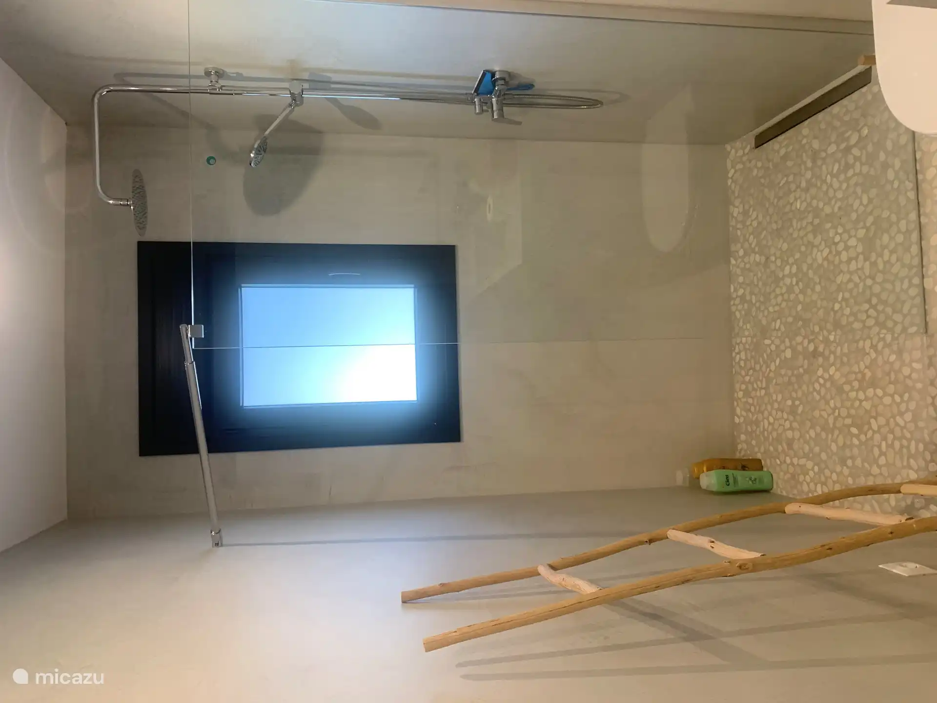 Ensuite-Badezimmer zum Hauptschlafzimmer