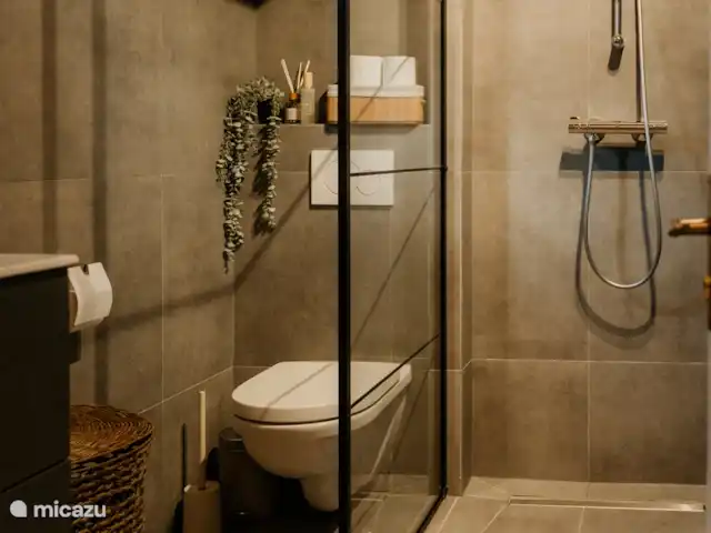 blokhut / lodge huren in Nederland, Limburg, Meijel – Wellness Boshuisje met Sauna/Hottub