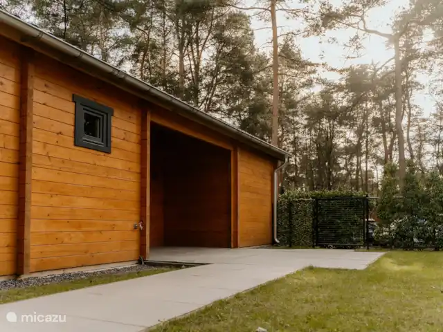 blokhut / lodge huren in Nederland, Limburg, Meijel – Wellness Boshuisje met Sauna/Hottub