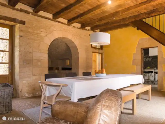 Le Paradis de Saint Geniès huren in Frankrijk, Dordogne, Montignac - villa De grote eettafel
