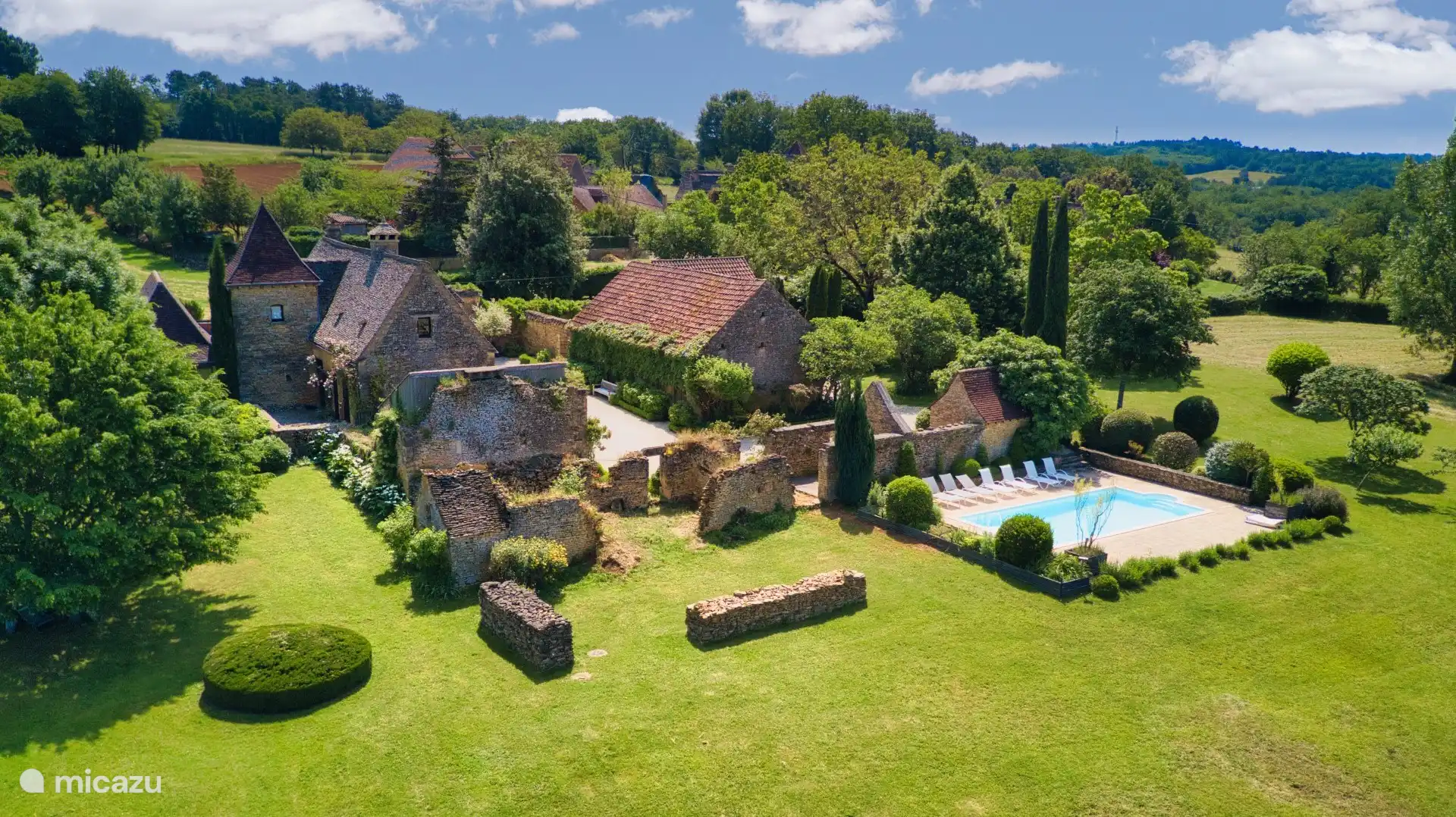 Umgeben von viel Grün