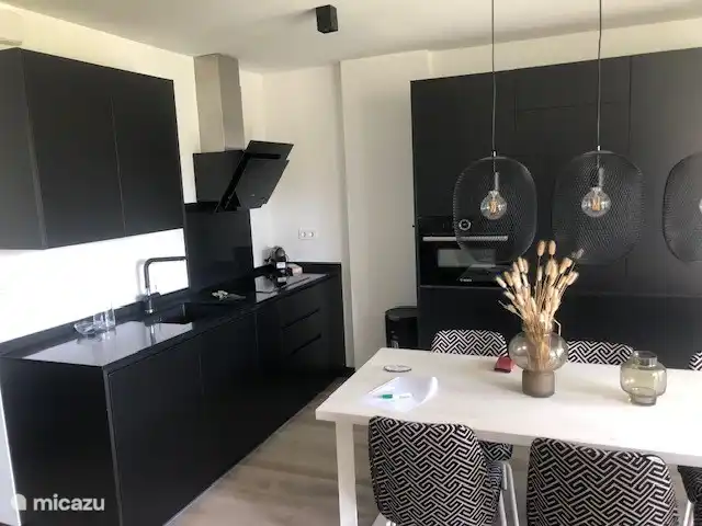 Offene Küche im Wohnzimmer 