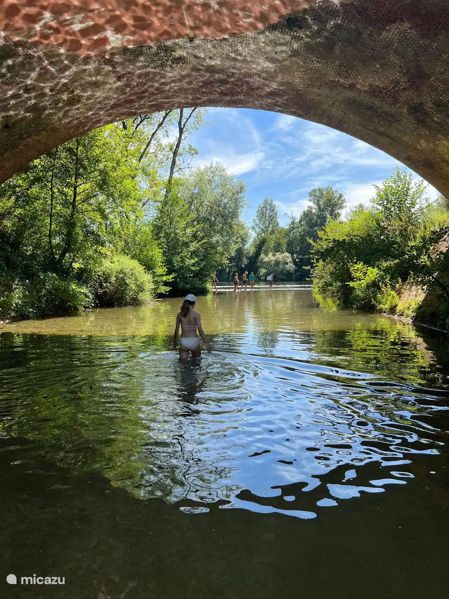 Heerlijk zwemmen in de rivier de Lot - 10 min. van vakantiehuis LOTT Duravel