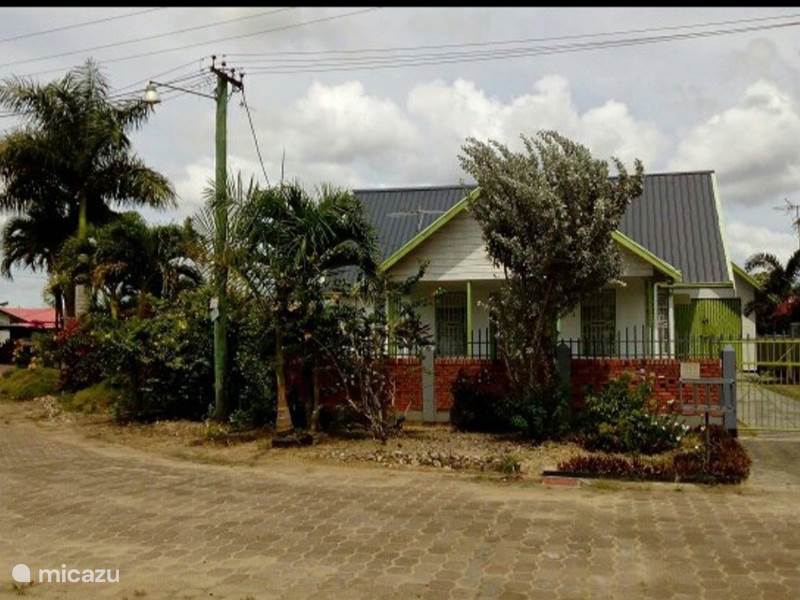 Ferienwohnung Suriname, Paramaribo, Paramaribo Stadthaus Haus DaphneIva