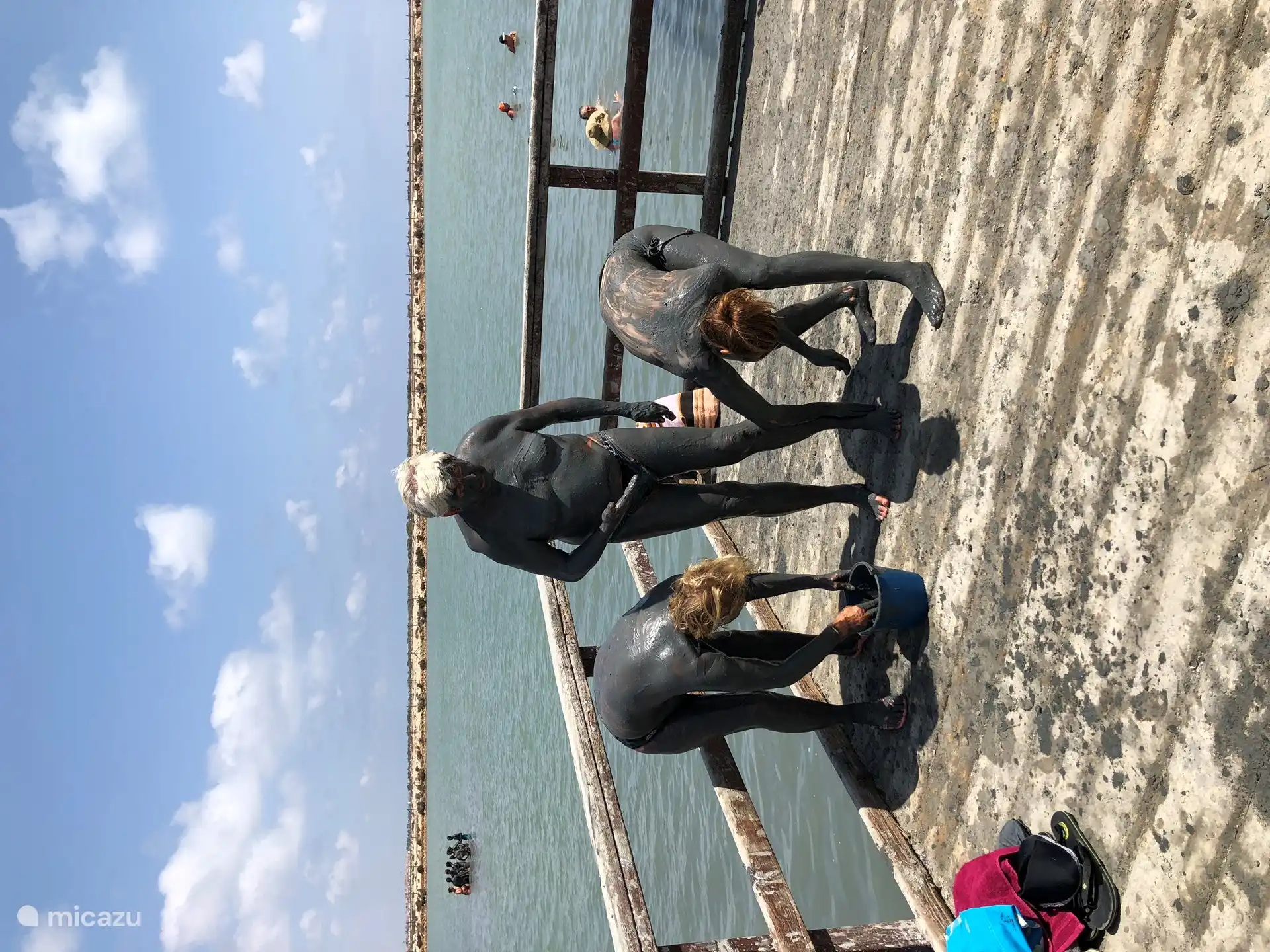 Just above San Javier on the Mar Menor is San Pedro del Pinatar. Lo Pagan beach is known for its mud baths. Here you see people smearing themselves with mud, which has a very medicinal effect. 