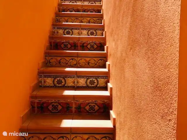 La Casa Naranja 1er étage | Espagne, Murcia, San Pedro del Pinatar - appartement les escaliers menant au premier étage