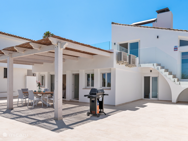 Holiday home in Spain, Costa del Sol, Manilva - villa Diez Beach House
