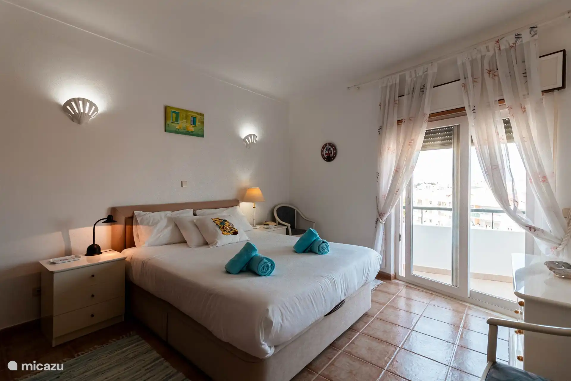 Slaapkamer met eigen badkamer