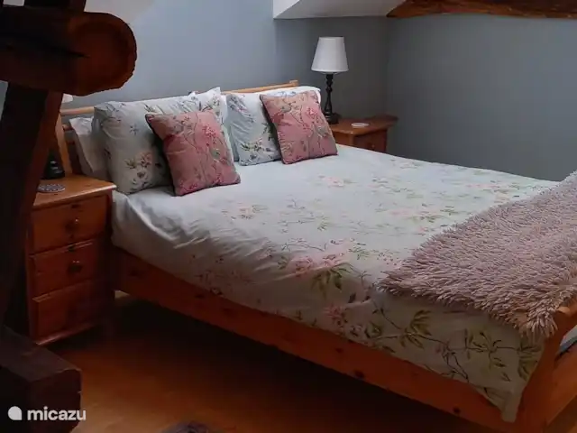 Retraite française - Chant Oiseau | France, Dordogne, Nontron - maison de vacances Chambre double avec lit king size
