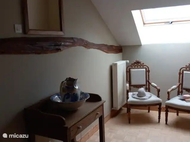 Retraite française - Chant Oiseau | France, Dordogne, Nontron - maison de vacances Coin salon calme au premier étage