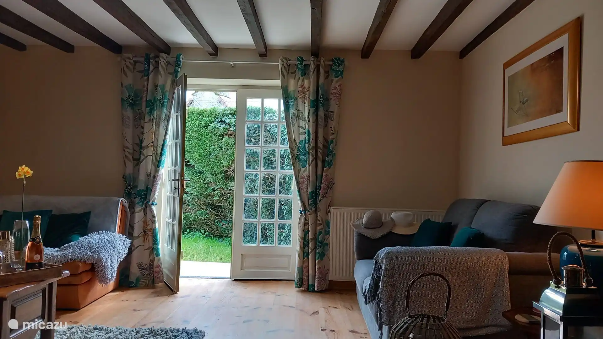 Large living room with access to a small terrace