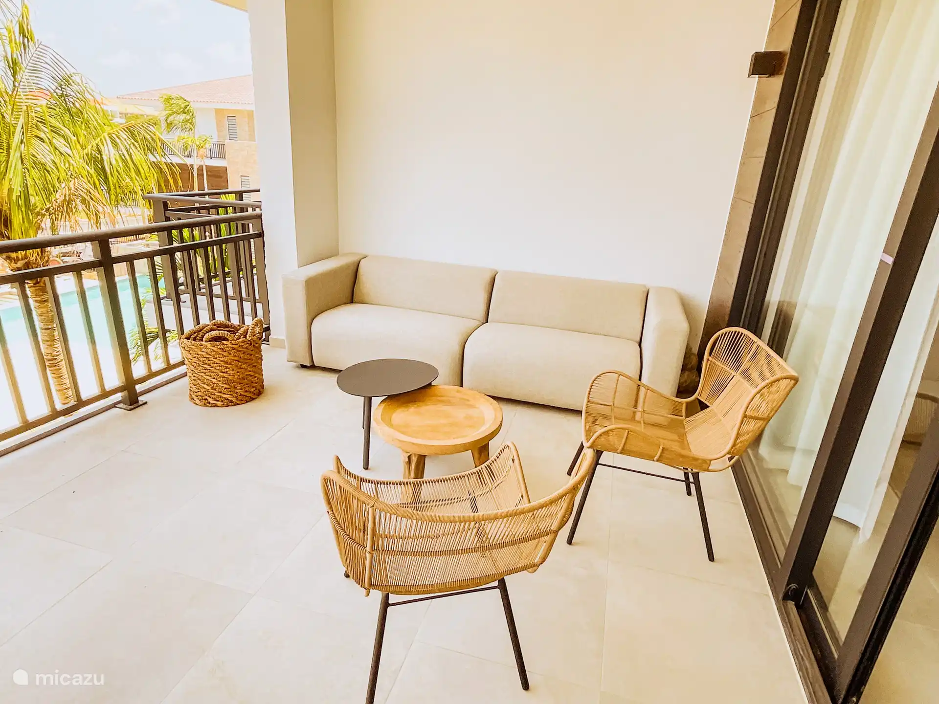 Amplia zona de estar