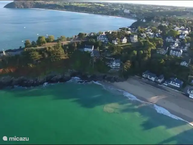 Location de Vacances France, Côtes-d'Armor, Saint-Cast-Le-Guildo, appartement - Villa Ultramarine 1 à Saint Cast La Villa Outremer vue du ciel