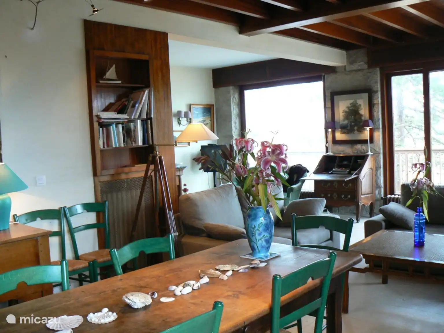 Blick ins Wohnzimmer