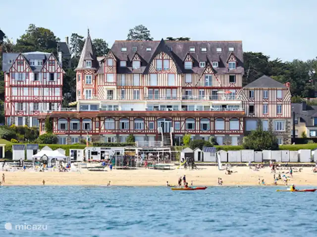 Location de Vacances France, Côtes-d'Armor, Saint-Cast-Le-Guildo, appartement - Villa Ultramarine 1 à Saint Cast la plage principale en été