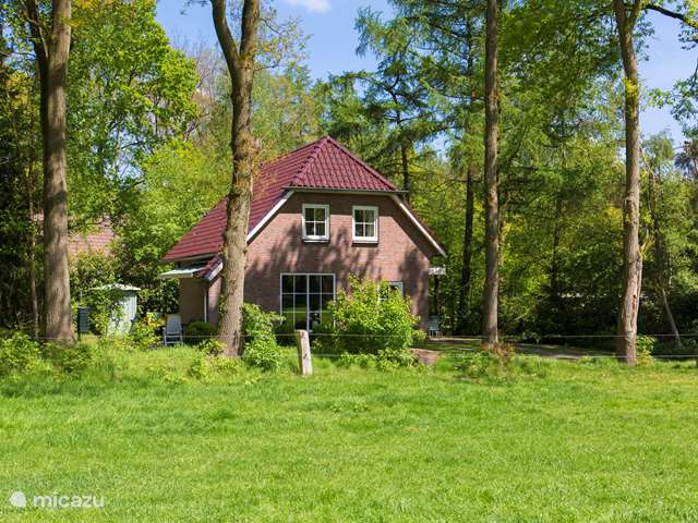 Holiday home in Netherlands, Twente – bungalow The Hummingbird