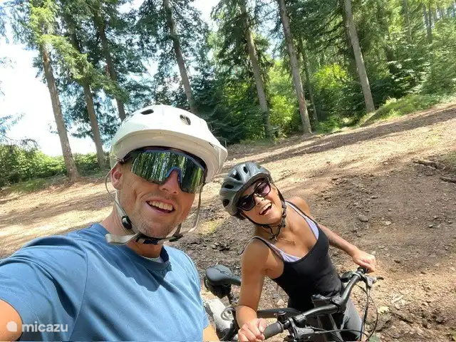 Ferry & Scarlett Melchers