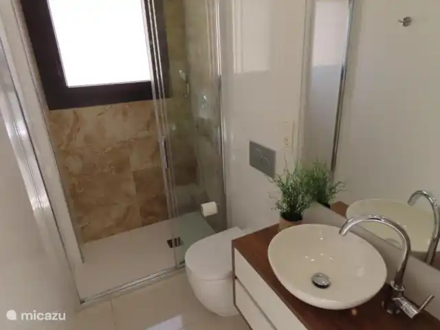 Plage Penthouse Mer Côte  | Espagne, Costa Blanca, Los Arenales del Sol - appartement Salle de bain, entièrement équipée