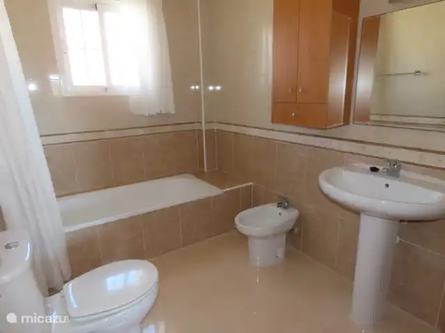 Villa sur la Plage El Pinet  | Espagne, Costa Blanca, La Marina del Pinet - villa Salle de bain 1er étage