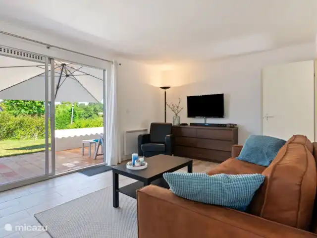 Village Le Chat 120 huren in Frankrijk, Charente, Écuras - bungalow Woonkamer